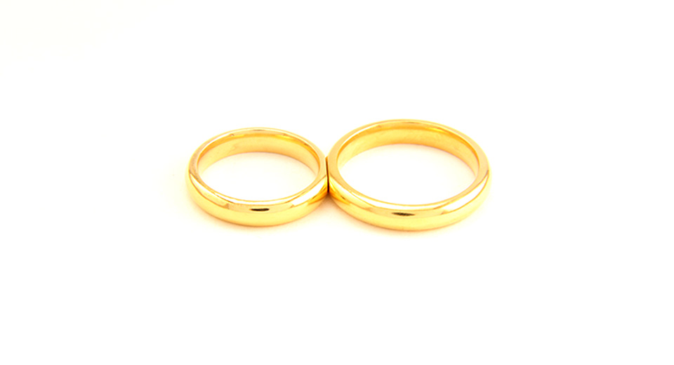 Wedding Rings that Fit Each Other 'Bond'