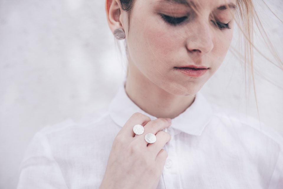 Silver Discs Jewellery Collection Origenes