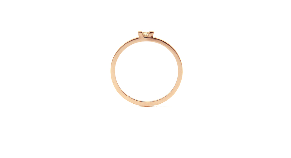 Minimalist-rose-gold-champagne-diamond-ring